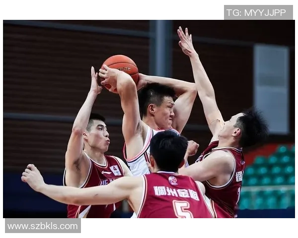 2021年1月12日CBA精彩对决深圳队迎战浙江队全场回顾与分析 2021年1月12日CBA精彩对决深圳队迎战浙江队全场回顾与分析