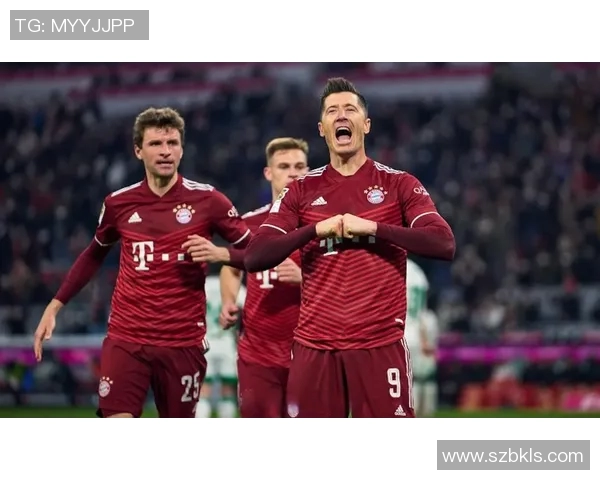 莱万重返德甲对阵拜仁引发球迷愤怒：昔日英雄如今成叛徒