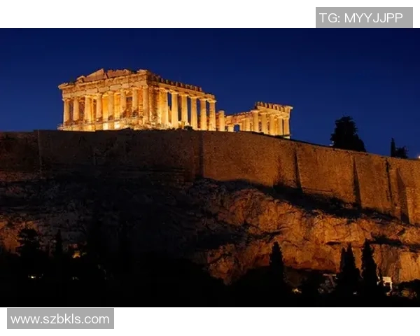 探索埃斯特旺的魅力与历史：一场文化与自然的完美融合之旅