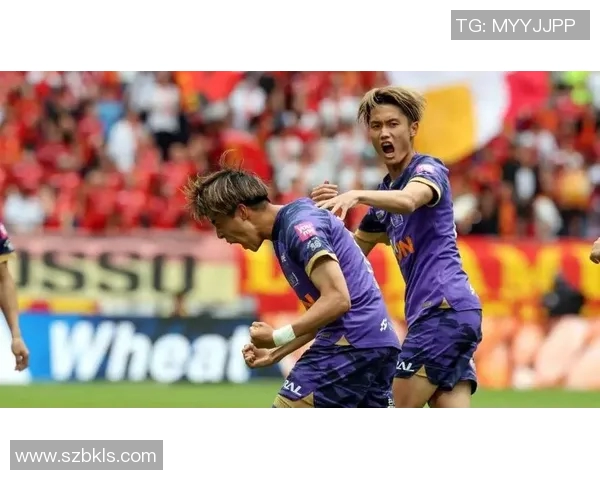 浦和红钻迎战阿尔希球队期待激烈对决争夺胜利荣耀