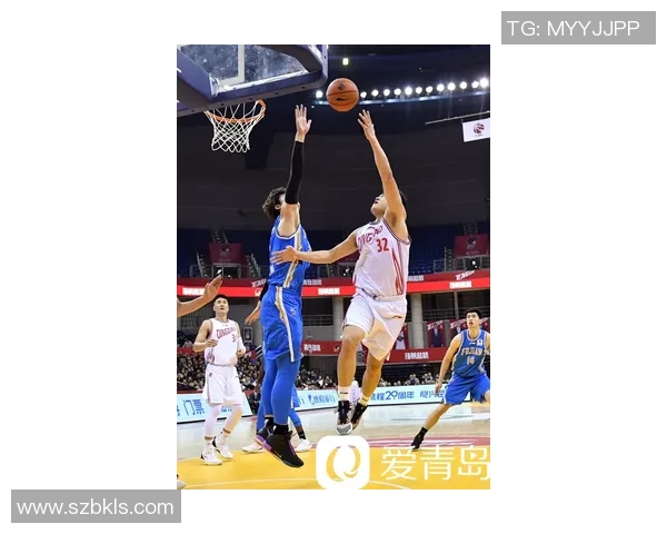 青岛国信双星迎战山西队力争主场胜利展现球队实力与斗志 青岛国信双星迎战山西队力争主场胜利展现球队实力与斗志