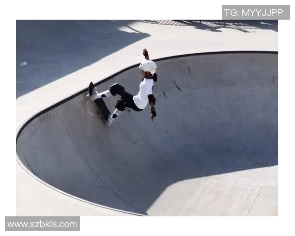 杭州滑板精英赛回顾：杭州滑板队速度表现令人瞩目